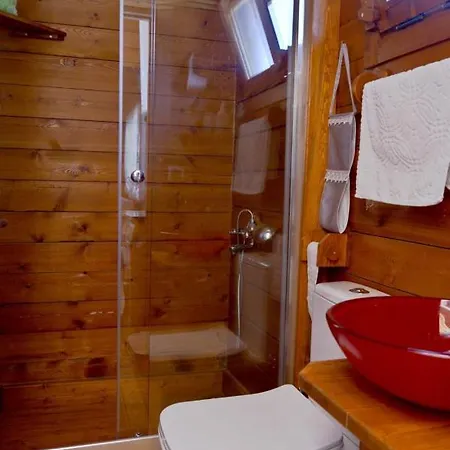 Cozy Tiny House With Shared Pool And Balcony In Bodrum Casa vacanze Bitez