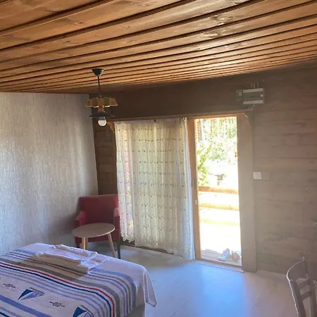 Cozy Tiny House With Shared Pool And Balcony In Bodrum Holiday home *